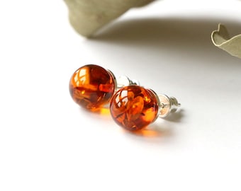 10 mm stud amber earrings, sphere cognac amber earrings, minimalist style amber jewelry, genuine Baltic amber, round orange amber earrings