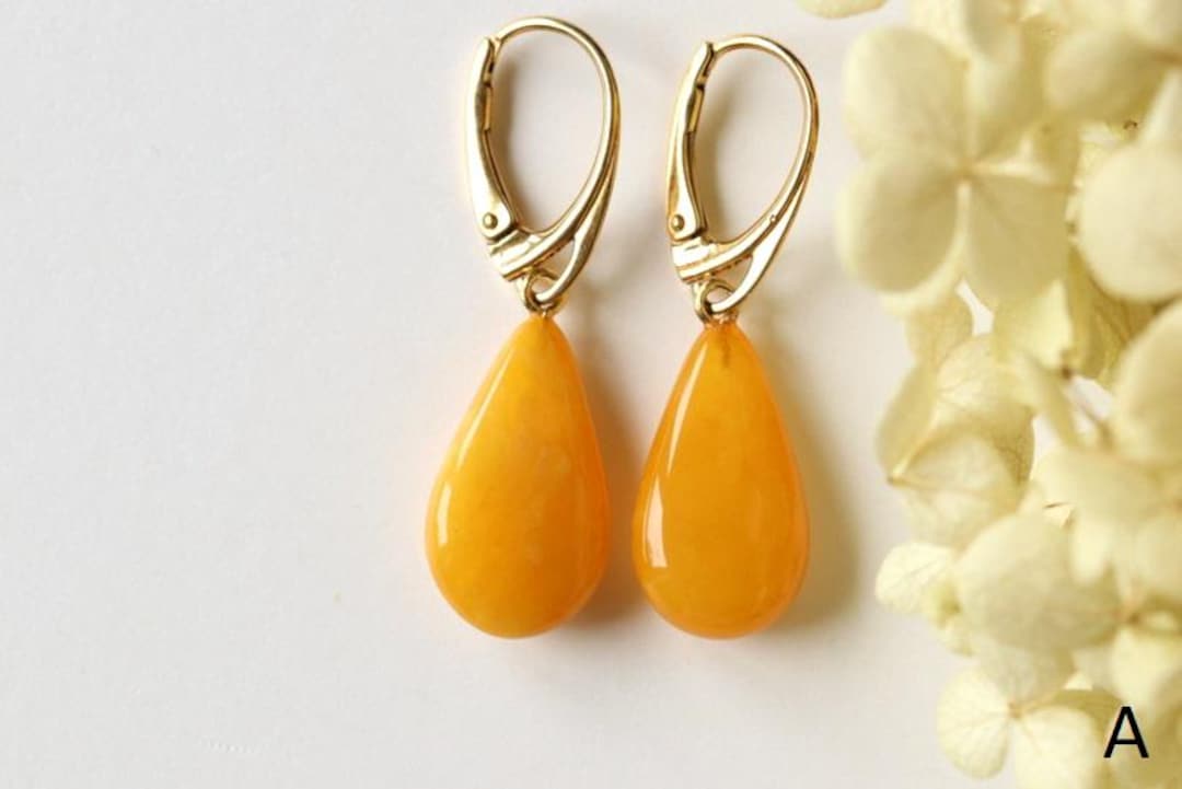 Natural Butterscotch Amber Drop Earrings Natural Butterscotch Amber Drop Earrings