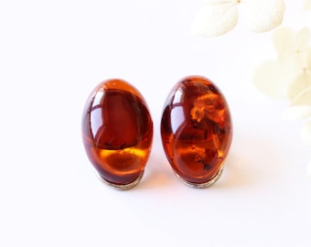 Pendientes de clip de ámbar báltico natural, pendientes de gemas, ámbar con detalles de plata, ámbar báltico natural, sencillos pendientes de clip de ámbar color coñac