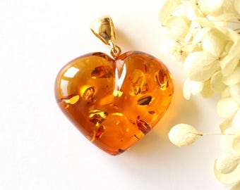Shiny Baltic amber heart pendant, unique orange royal heart gemstone pendant, golden color love shape amber pendant, amber gift for love