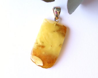 Yellow amber pendant, 100 % natural untreated amber, baltic amber jewelry, amber silver jewellery, amber bead, organic gemstone pendant