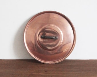 Vintage French Copper Pot Lid with Cast Iron Handle (23 cm)
