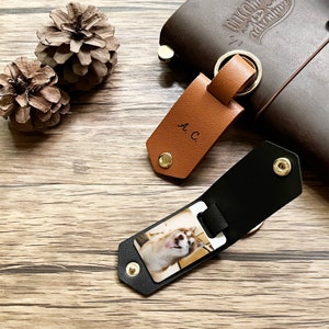 Personalized Leather Keychain with Photo and Text | Unique Gift for Anniversary Wedding Graduation Engagement | Gift for New Dad