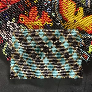 Guatemalan Beaded Coin Purse Zippered Pouch Handcrafted by Indigenous Mayan Family