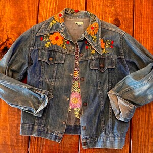 70's Linen-Blend Jacket with Embroidery Detail