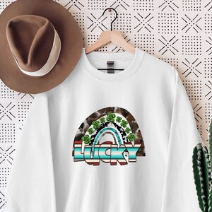 Lucky Retro Rainbow Clover Sweatshirts, St Patricks Day Sweatshirt,Lucky Clover Sweatshirt Hoodie, Lucky Sweatshirt,St Patricks Hoodie Gifts
