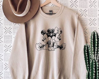 Sudadera vintage de Mickey y Minnie, sudadera de viaje a Disney, Mickey Mouse animado, regalo para parejas, sudadera encantadora, sudadera con capucha de viaje mágico
