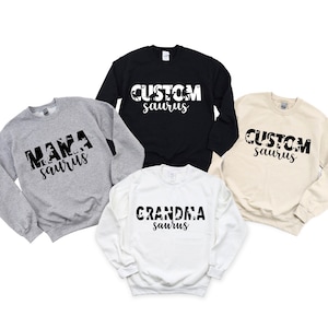 Benutzerdefinierte Saurus Sweatshirt, Dinosaurier Mama Oma Opa Dinosaurier Leben Sweatshirt, Muttertag Hoodie, lustiges Muttertagsgeschenk, Mutter der Jungen Geschenk