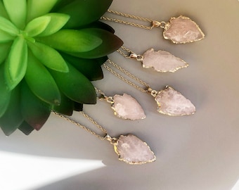 Collier en quartz rose Pendentif en quartz rose véritable brut Collier en cristal de fertilité avec chaîne en or 18 carats