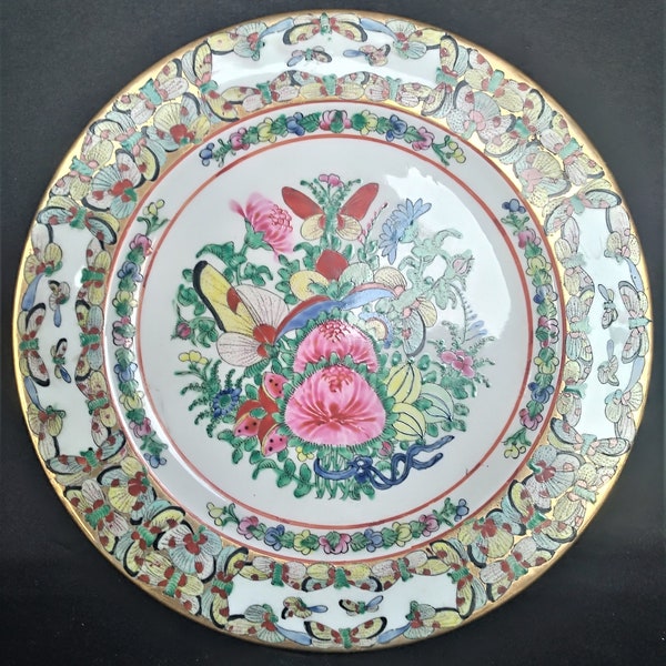 Assiette en porcelaine orientale avec fleurs et papillons comme décoration, Peinte à la main, Chinois, Japonais