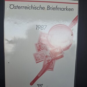 Timbres autrichiens émis en 1987, Belle sélection de timbres émis en 1987. Personnes, bâtiments, bots