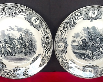 Set of antique Napoleon Bonaparte plates Bonaparte à Arcole 1796, Napoleon haranguant les troupes Bavaroises et Wurtembergoises, Militaria