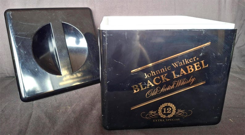Retro ishink från märket Johnny Walker Black Label, Old Scotch Whisky, lagrad 12 år, Extra Special, Bartillbehör, Partytillbehör, 70-talet bild 3
