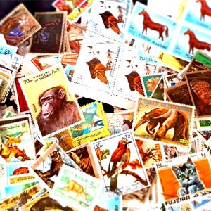 Selezione di francobolli relativi a Fauna, orsi, elefanti, scimmie, uccelli, pesci, elefanti, cavalli, cani, gatti, leoni, ecc.; 25, 50, 100.200