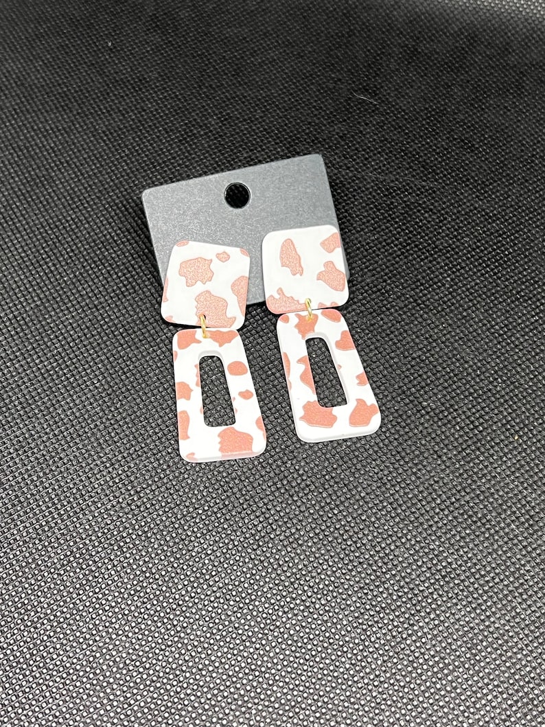 CWVHQ 2 Pair Cute Animal Cat & Cow Drop Earrings - Acrylic Statement Dangle Earrings For Women, Unique Gift - View #2