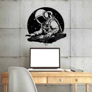 Astronaut Weltraum Planeten Laser cut svg dxf Dateien Wandaufkleber Gravur Silhouette Vorlage CNC schneiden digitaler Vektor-Sofortdownload