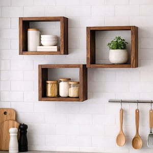 Set of 3 Floating Pine Cube Shelves | Rustic Wooden Wall Décor