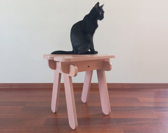 SEKER Stool (Powder Pink) | Wooden Stool | Plant Base | CUSTOMIZABLE