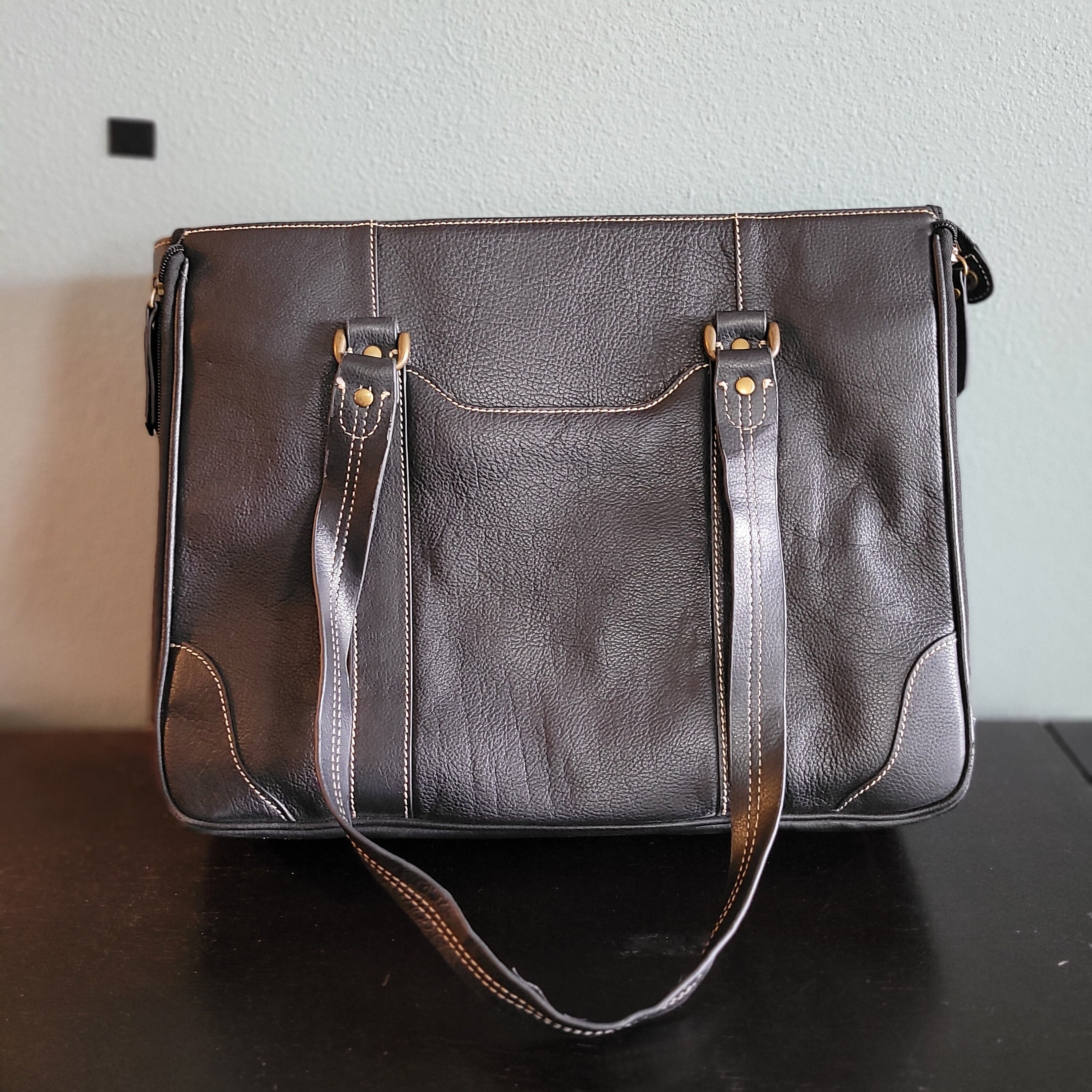 Franklin Covey Genuine Black Leather Laptop Bag