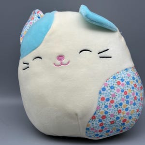 Squishmallows Kelsa the Cat 2022 Floral Squad 9&quot; High