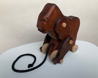 Wooden toy gorilla monkey pull-along animal movable gift children boys girls birth sustainable mahogany