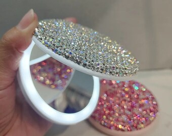 Espejo de maquillaje Bling con luz LED / Cristal de lujo / Diamantes de imitación / Brillante / Redondo / Portátil / Maquillaje / Espejo / Belleza