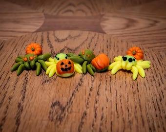 Tiny Pumpkin Spider Fidget Toy