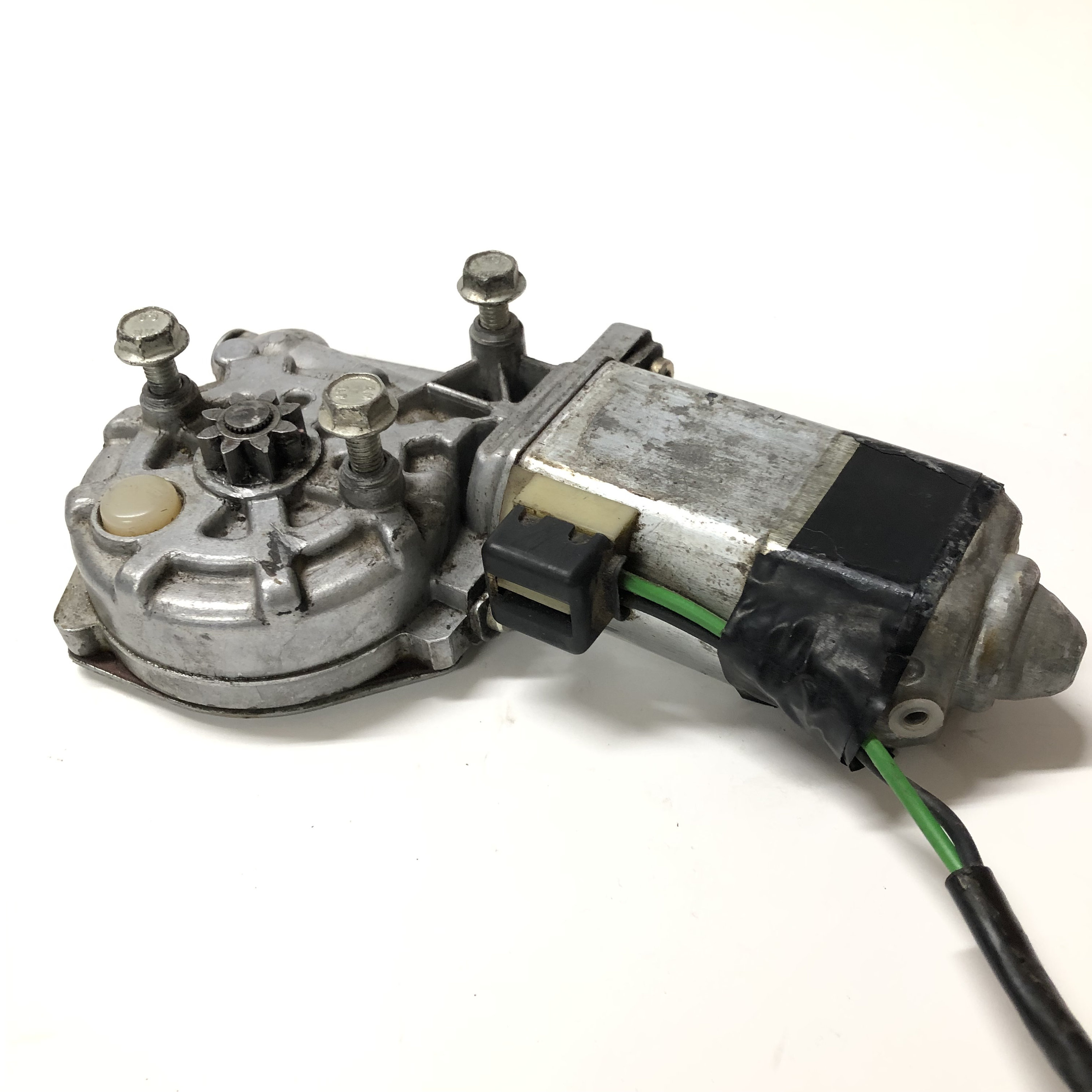 Left Window Motor W123 Window Motor - 8 Tooth | Mercedes | Power Window Motor | Front ...