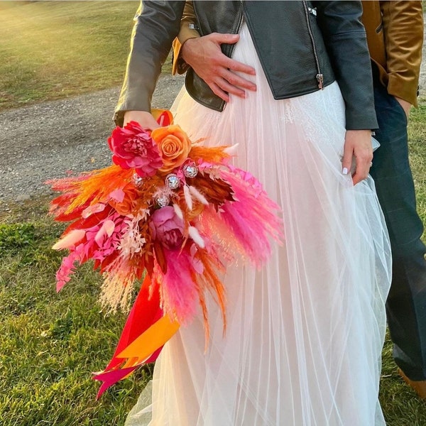 Bouquet de mariée boule disco orange fuchsia, bouquet de fleurs séchées, bouquet de mariage, bouquet artificiel rose et orange, bouquet d'herbe de pampa rose