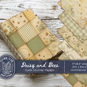 Może przedstawiać: Kolekcja cyfrowych papierów do junk journala z patchworkowym wzorem stokrotek, pszczół, żółtej kratki gingham i zielonych kropek. Papiery zawierają tekst Live Simply Bloom Wildly oraz Daisy and Bees Junk Journal Papers.