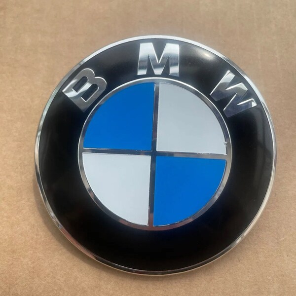 BMW 74mm 3 5 series Emblema de la insignia del portón trasero - E39 E46 E90 E92