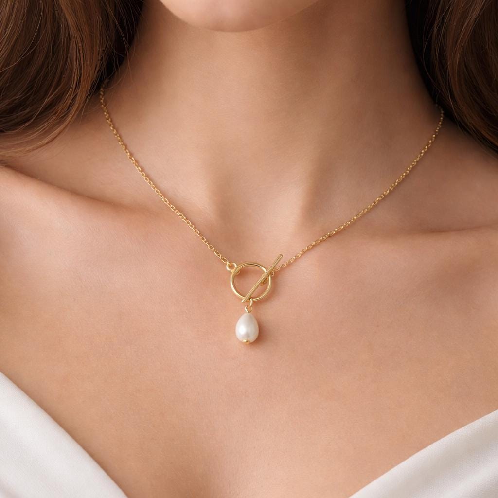 Front Fastening T-bar Toggle Clasp Necklace With a Teardrop Pearl