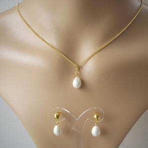 Necklace Earrings Set, Dainty Ivory or White Teardrop Pearl Necklace and Stud Drop Dangle Earrings Jewellery Set for Women Brides Weddings