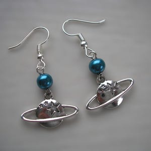 Silver Planet UFO Flying Saucer Spaceship Earrings