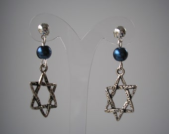 Silver Star of David Earrings, Jewish Star Earrings, Choose Pearl Colour and Hooks Studs or Clip on fitting