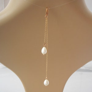 Dainty Teardrop Pearl Clip-on Backdrop Attachment for a Necklace, Bridal Backdrop for Low Back or Backless Dress