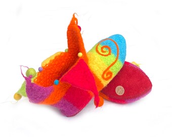Gemütliche und warme Filz-Hausschuhe mit Ledersohlen für Damen Gr. 38/39 mit Ledersohlen, Model "Bunte Hexe"