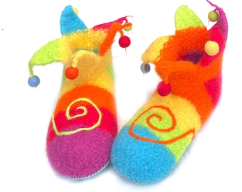 Gemütliche und warme Filz-Hausschuhe / Boots / Pantoffeln mit Ledersohle für Damen Gr. 42, Model Harlekin