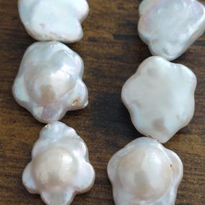 Keshi pearls beads flowers pack of 5 beads