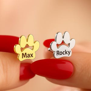 Personalized Paw Earrings Gift for Pet Lovers Engraved Paw Print Name Earrings Paw Print Studs Pet Remembrance Studs Gift For Her