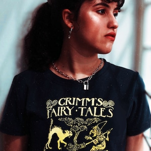 Grimm&#39;s Fairy Tales  - t-shirt