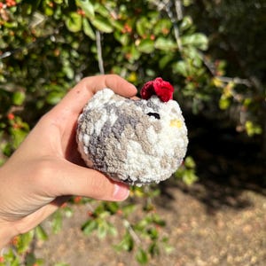 Amigurumi Chicken Plush: Brown and White Crochet Chicken Gift