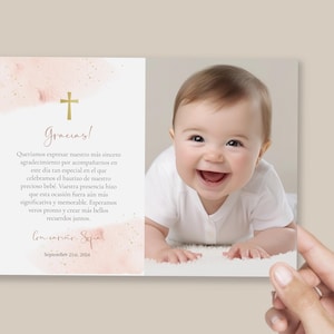 Tarjeta de agradecimiento con foto de bautismo en rosa, tarjeta de agradecimiento de bautismo en acuarela rosa en español, tarjeta de agradecimiento de bautismo de niña, Mi Bautizo PWBE
