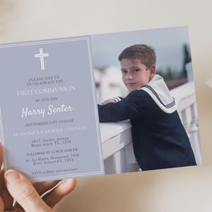 Invitación con foto de primera comunión para niño, plantilla de invitación de primera comunión moderna, invitación con foto de comunión azul polvoriento imprimible DBFC