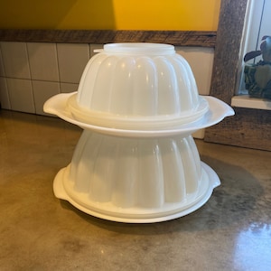 Vintage Tupperware Jel-N-Serve Jello Molds- 8&quot; or 9&quot;- 776-2 1203-11 616-5 229-35 617-7 617-5 631-2 620-4 632-6
