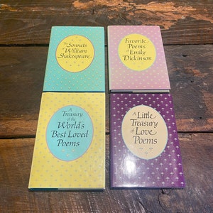 Colorful Vintage Avenel Books- Sonnets of William Shakespeare, World&#39;s Best Loved Poems, Poems of Emily Dickinson, Treasury of Love Poems