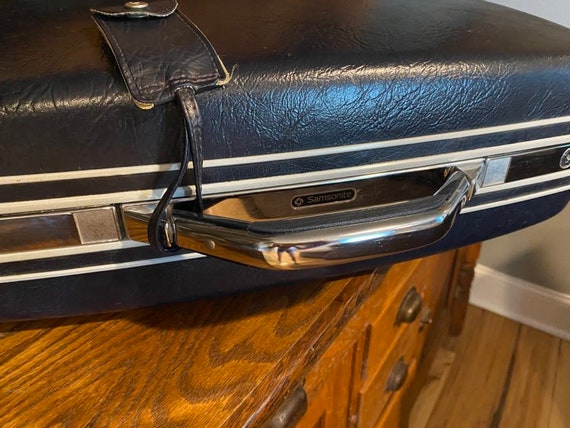 Vintage Navy Blue Samsonite Hard Shell Suitcase- … - image 3