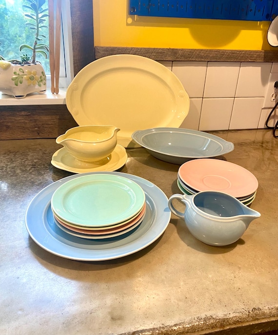 Dinnerware Set Pastel Colored Plates LE CREUSET Mini Oval Plate