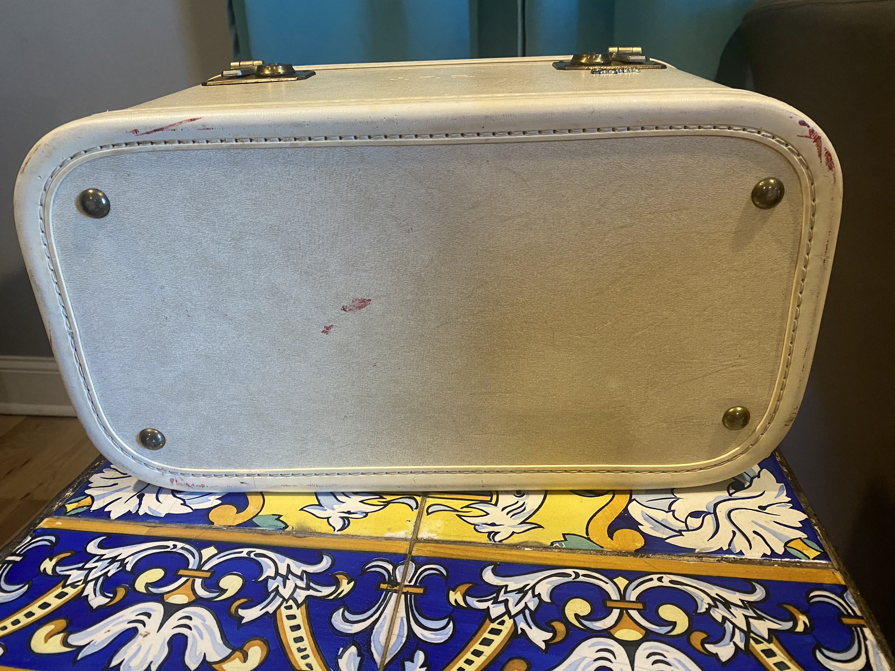 Large Vintage Skyway Train Case Travel Case Cosmetic Case Etsy