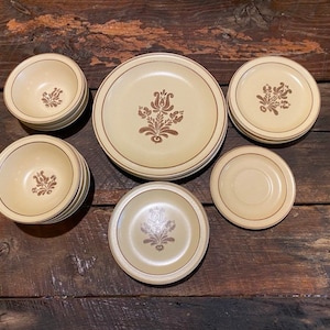 Vintage Pfaltzgraff Village Stoneware Dinnerware Set Replacement Pieces- Dinner Plates Bowls Bread Salad Plates Saucer